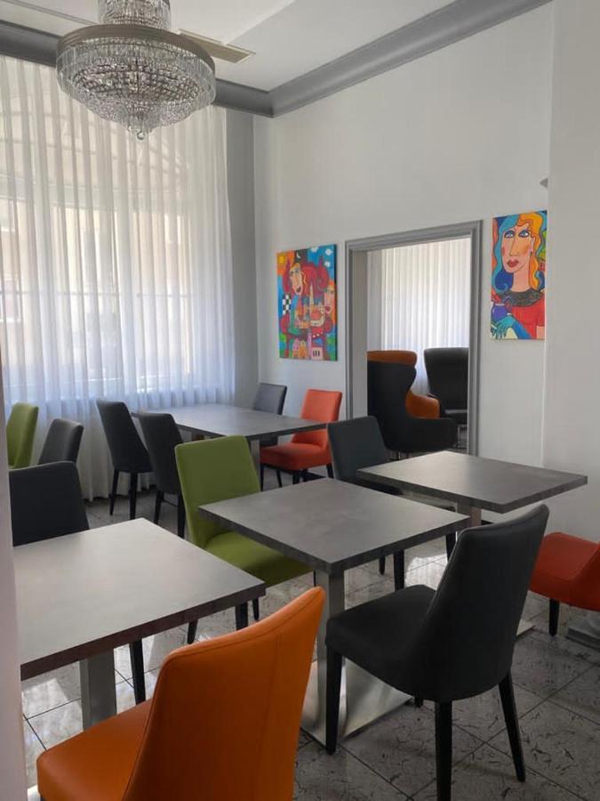 Aparthotel Kral - Residenz Erlangen Esterno foto