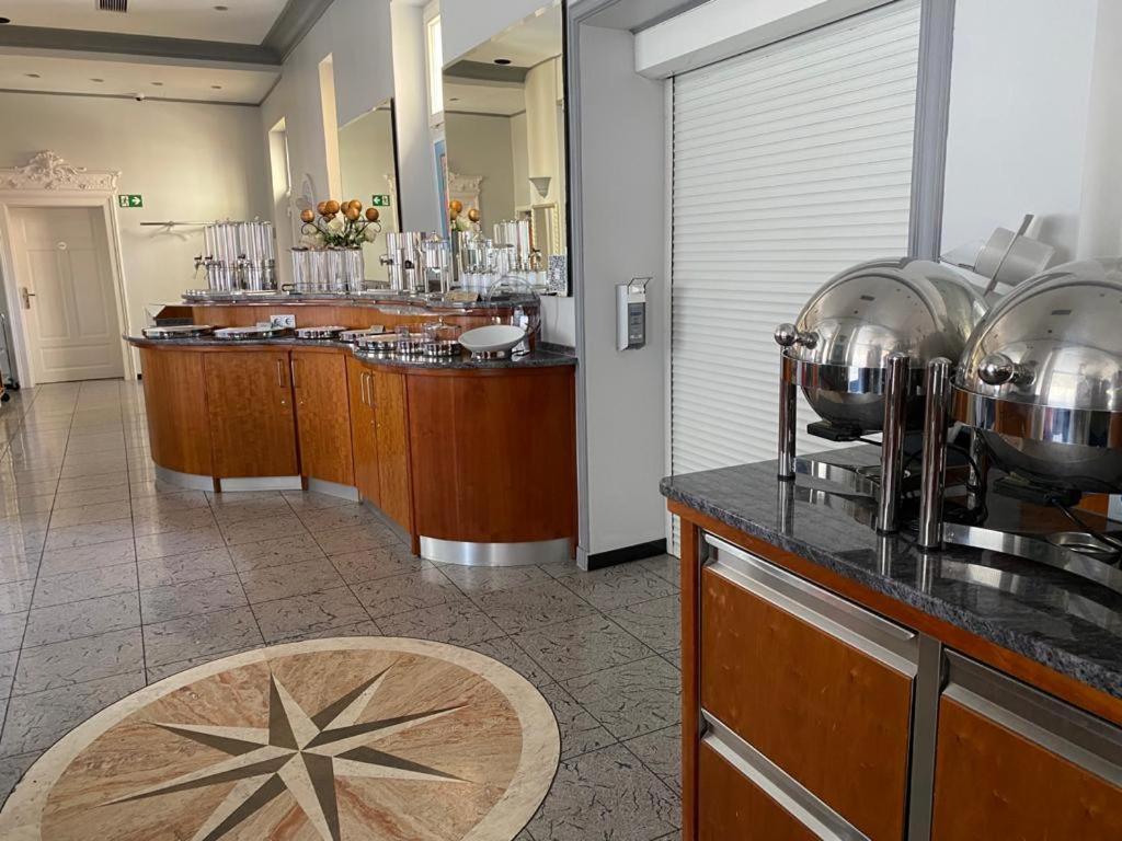 Aparthotel Kral - Residenz Erlangen Esterno foto