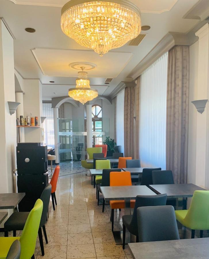 Aparthotel Kral - Residenz Erlangen Esterno foto